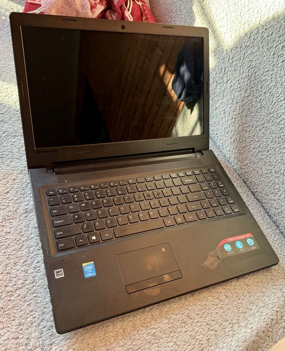 Lenovo Ideapad 100 i3-5005U, Win 11, 4GB ram, SSD