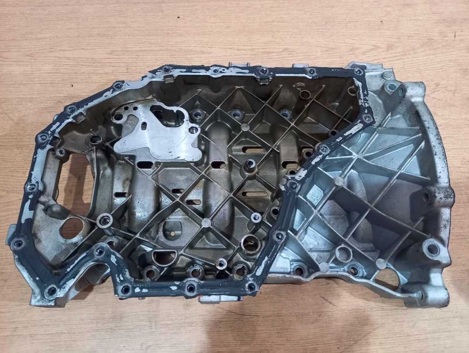 Miska misa olejowa podstawa miski AUDI VW 1.8 2.0 TFSI A4 B8 A5 Q5