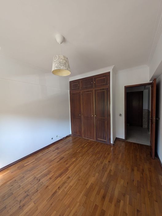 Barcarena - Arrenda-se apartamento T3