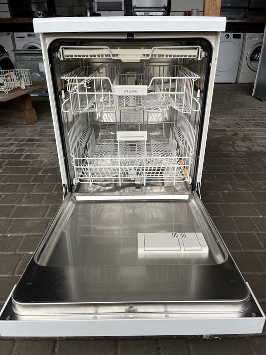 Посудомийна машина Miele G4203 Шир 60 см.Стан ідеальний