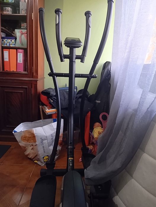 Elíptica ESSENTIAL+ Domyos