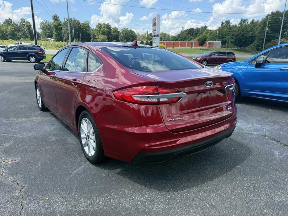 Ford Fusion Titanium      2019