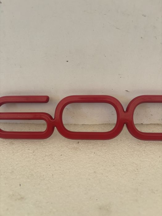 Fiat 600 emblemat znaczek logo napis zderzaka przód