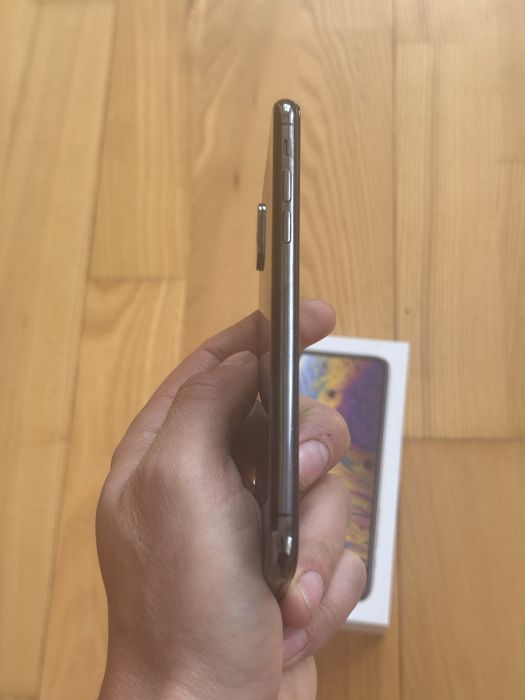 iPhone XS 64gb space gray neverlock