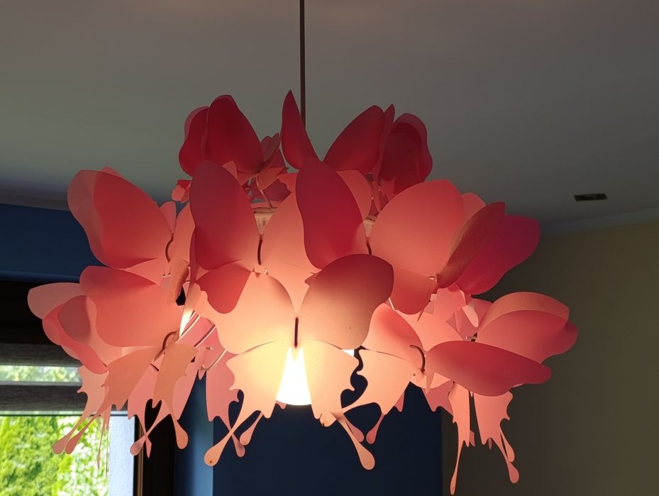 Lampy do pokoju dziecięcego sprzedam