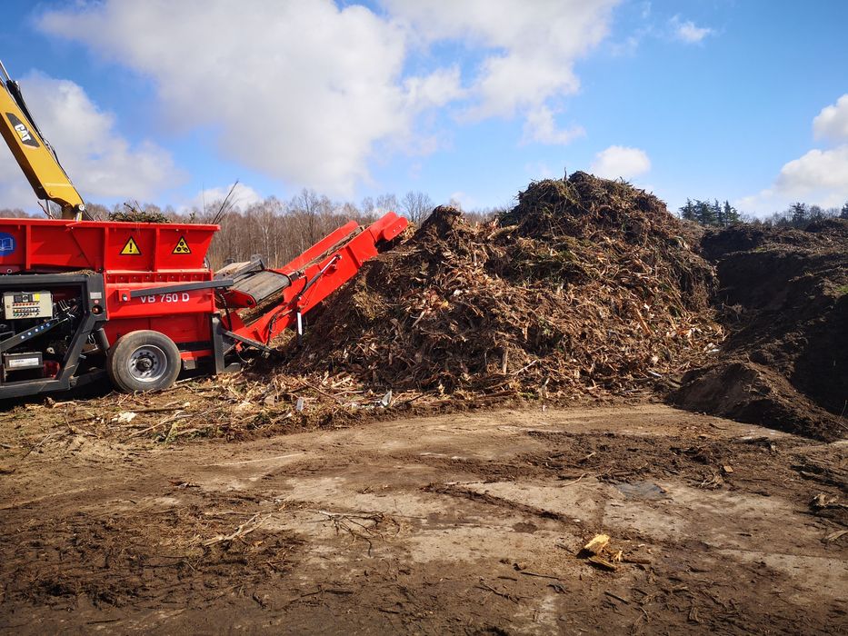 Wynajem rozdrabniacz kruszarka niszczarka dwu wałowa rębak recyckling