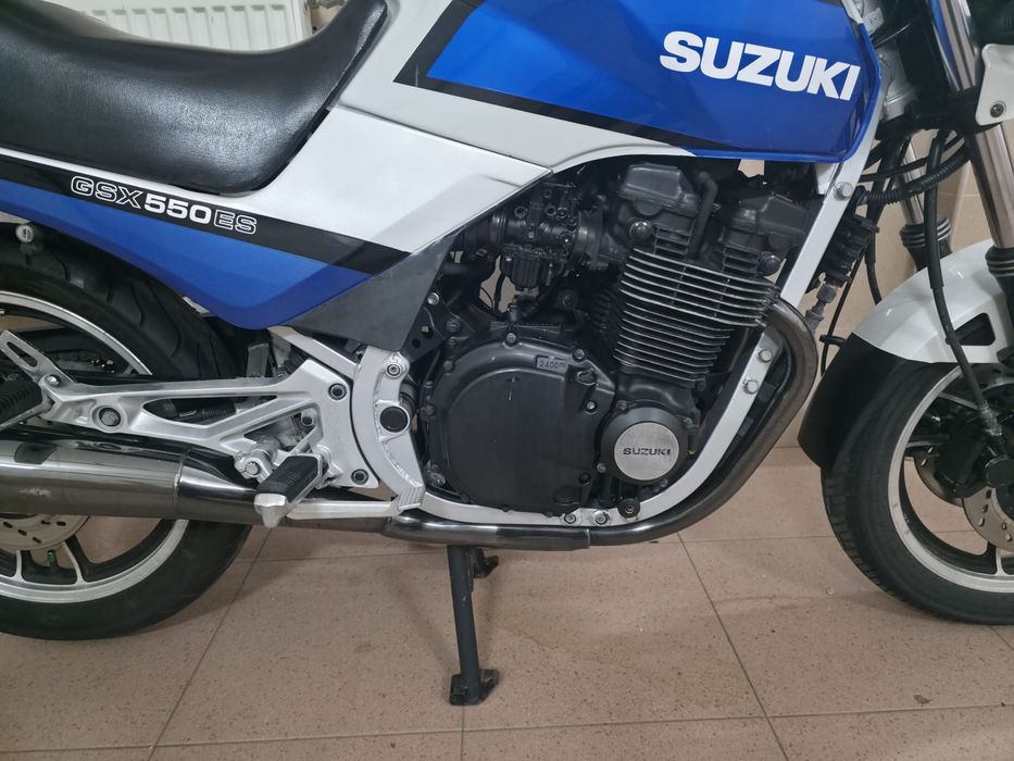 Мотоцикл Suzuki GSX 550
