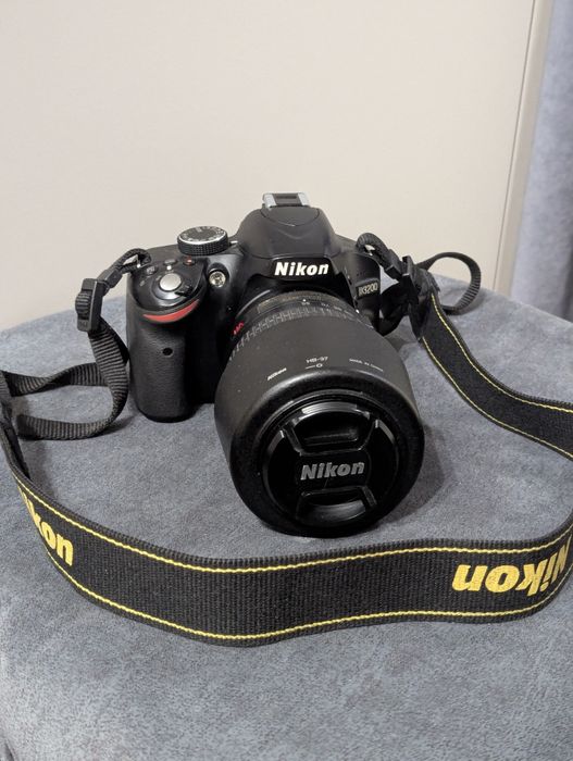 Nikon D3200 + 4 об'єктиви | обмін на Sony A / NEX, іншу бездзеркалку