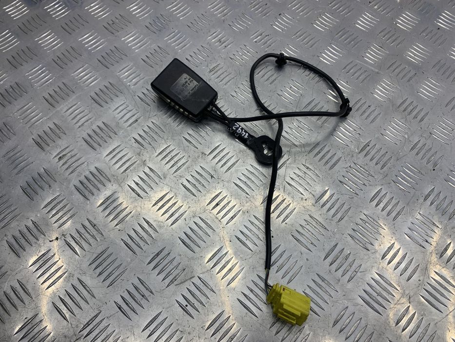 Замок ремня безопасности передний левый 95580301701HCP для Porsche Cay