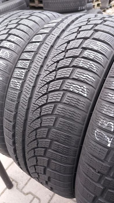 235/40/18 Nokian WRA4 95V