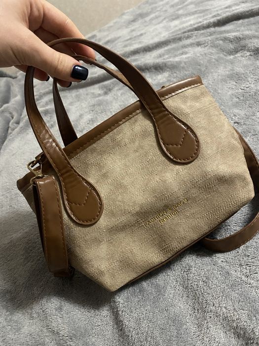 Сумочка нова зручна