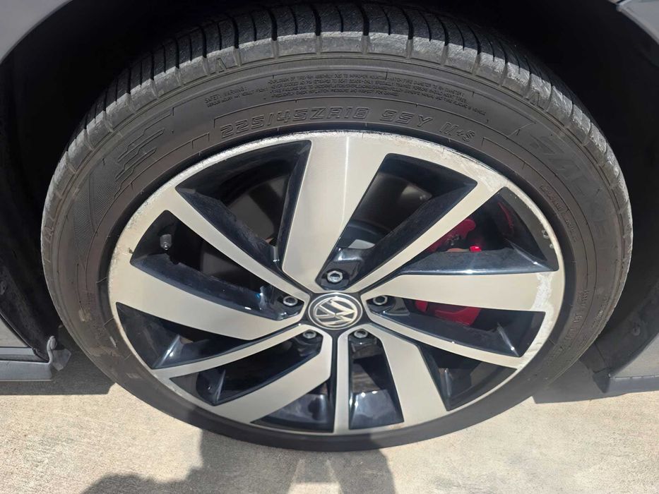 Volkswagen Jetta GLI SEL      2015