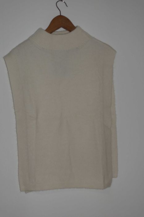 Poncho Massimo Dutti