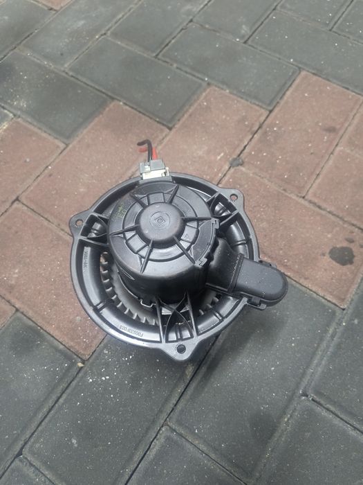 Моторчик пічки Хюндай і30 Hyundai i30 Моторчик пічки Кіа Сід Kia Ceed