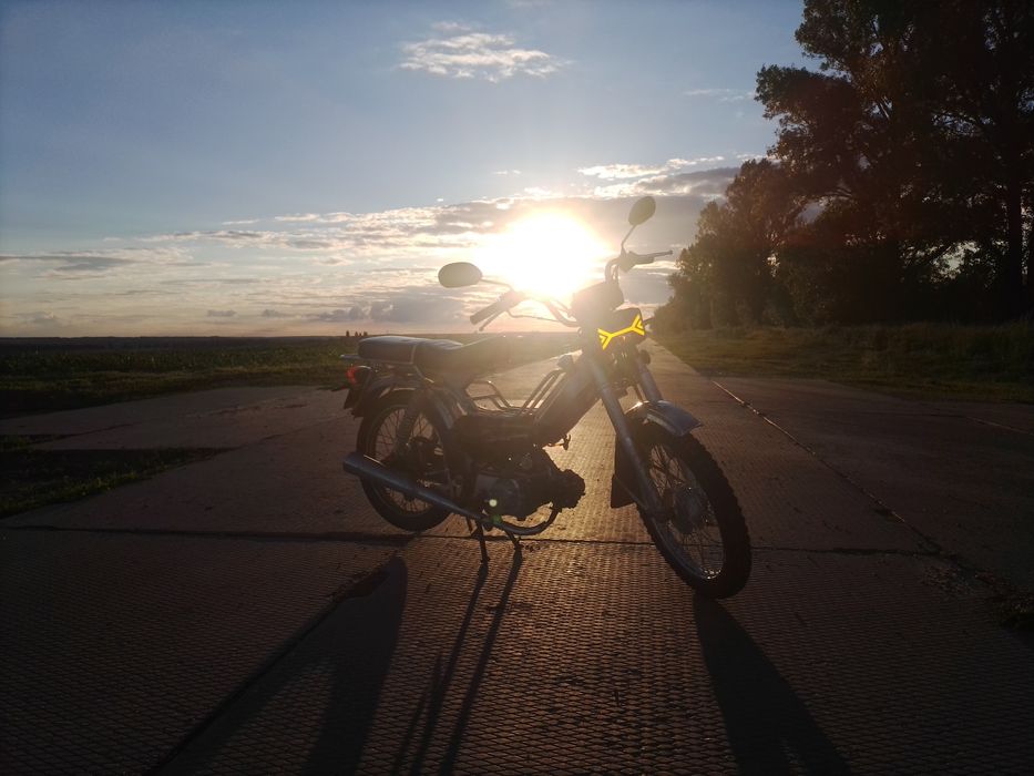 Delta 72cc, Торг