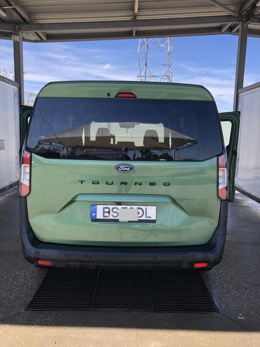 Ford Tourneo Courier Titanium 1.0 EcoBoost (125cv) | 2025