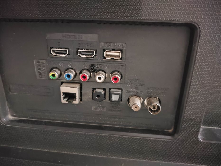 Смарт 4к телевізор LG 43 .