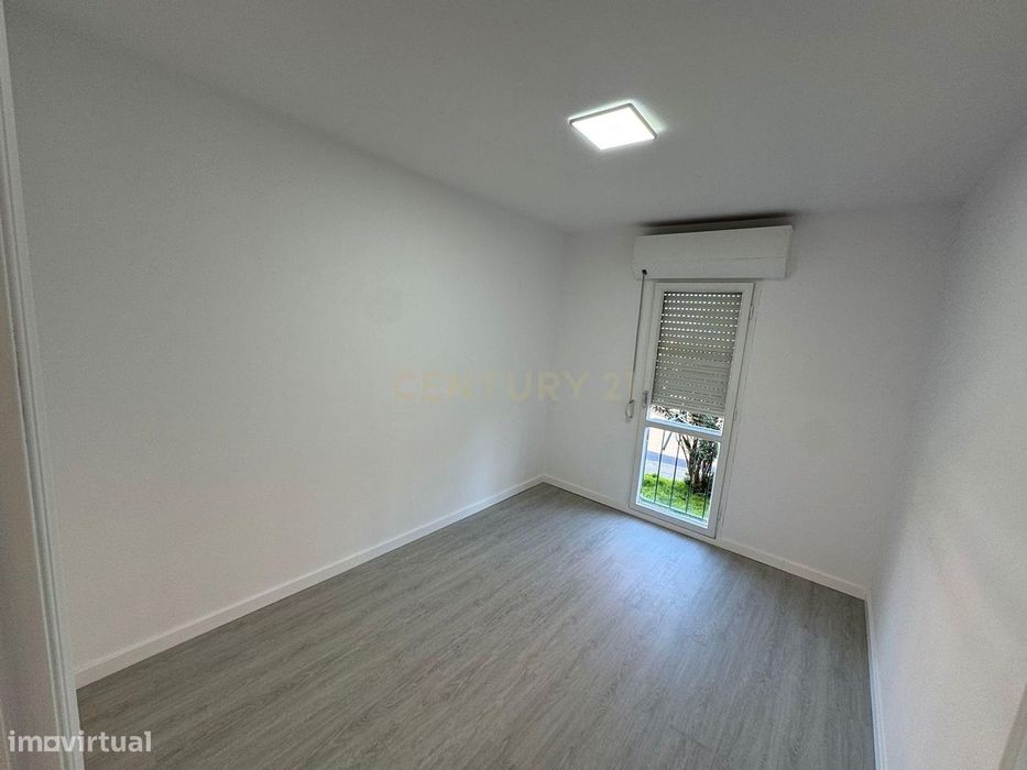 Apartamento Renovado T2 para arrendar nos Olivais, Lisboa