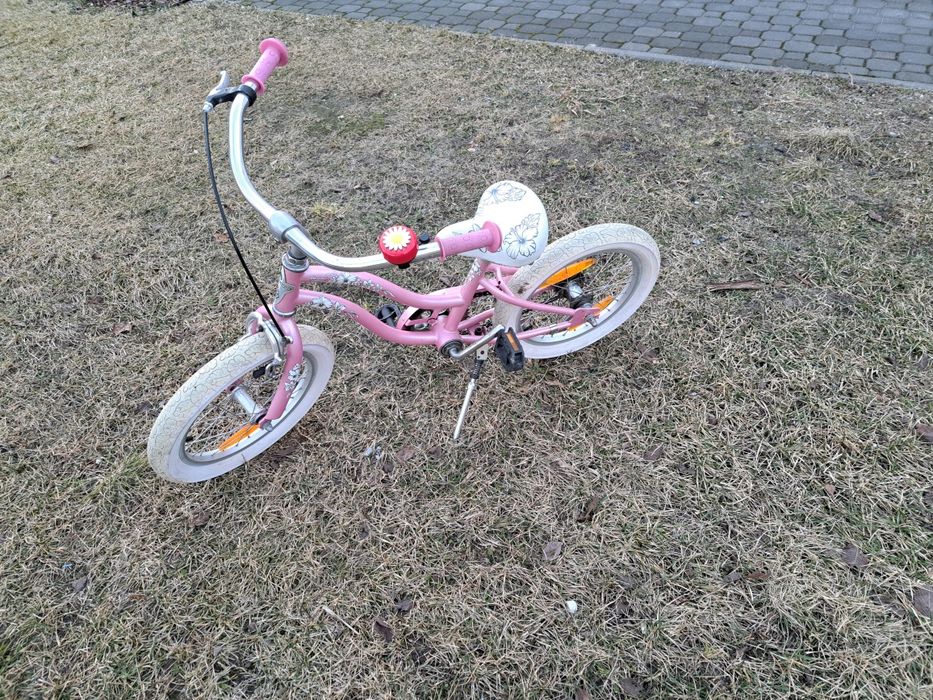 Rower różowy Electra 16"