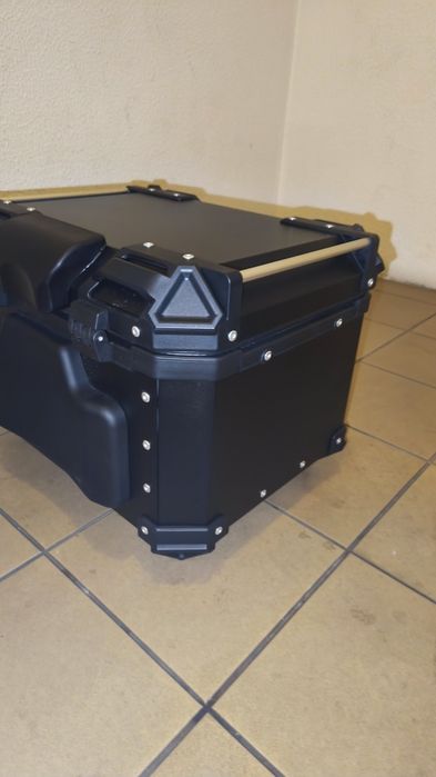 Top case 45l preta como nova