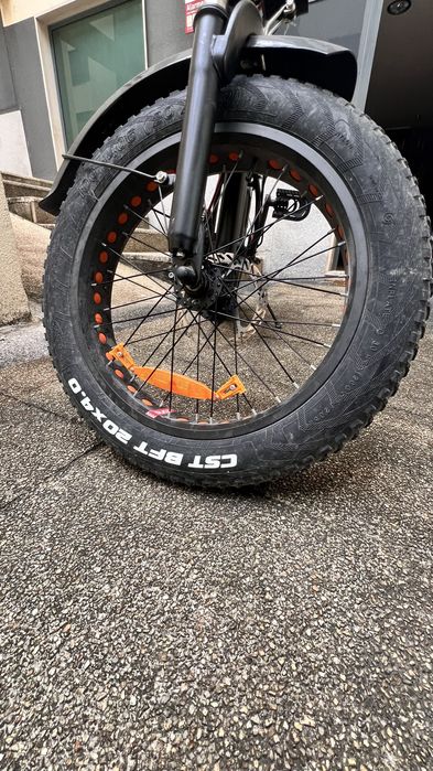 Bicicleta eletrica todo o terreno