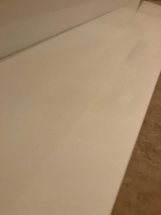 estantes branco brilhante novas