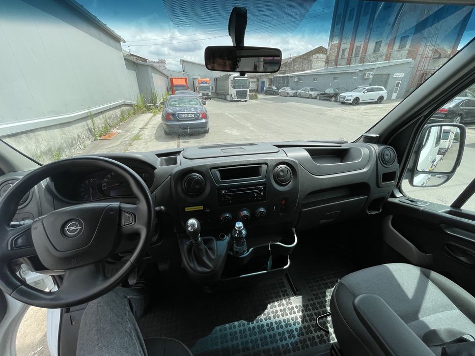Эвакуатор Opel Movano