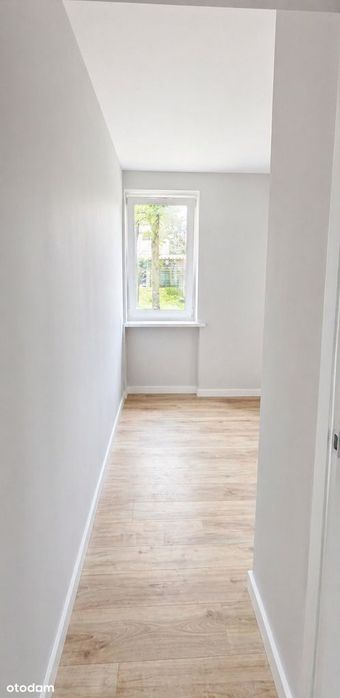 **M4 po generalnym remoncie-parter, 3 pokoje,gotowe do zamieszkania**