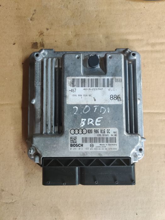 Komputer sterownik silnika ECU Audi A6 C6 2.0 TDI BRE