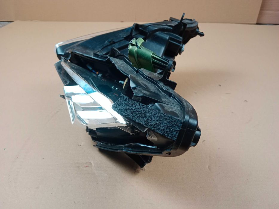 Kawasaki VERSYS 1000 Lampa Przód Przednia Reflektor Przedni 19 +
