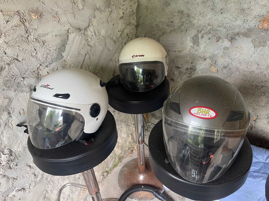 Capacete aberto para motocicleta ou scooter