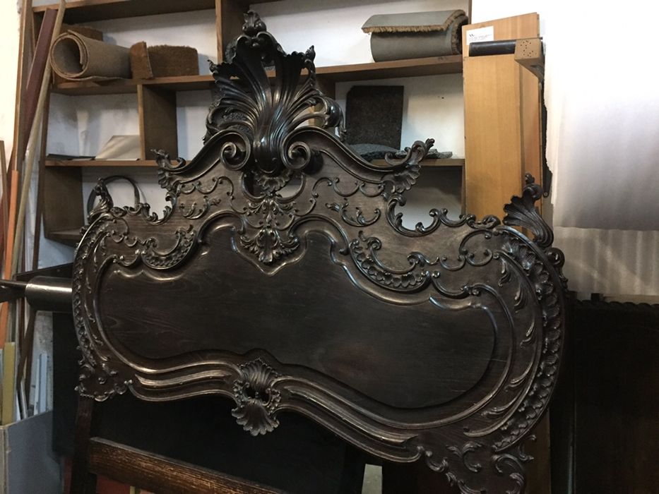 Cama D João V em castanho