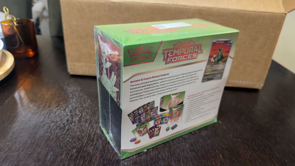 Pokemon TCG: TEMPORAL FORCES  Elite Trainer Box