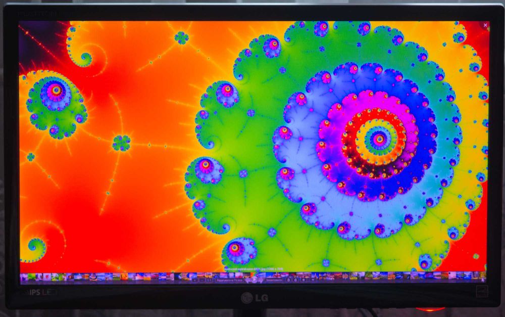 Монітор LG 22 дюйми