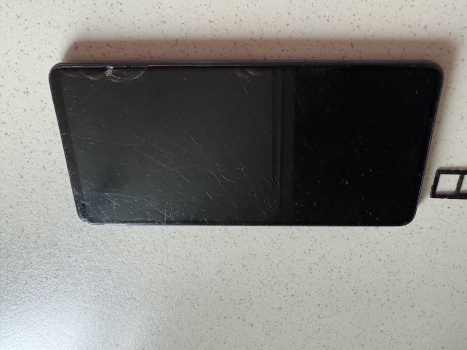 Samsung galaxy A52 G5 uszkodzony na części