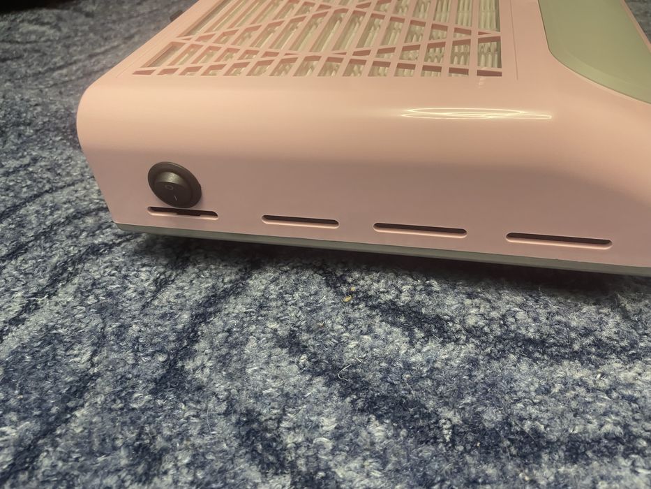 Вытяжка для маникюра.