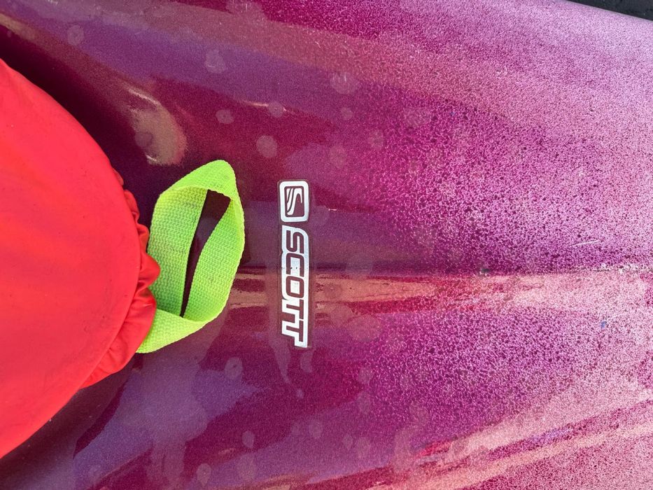 Kayak K1 de competição SCOTT + pagaia – em fibra