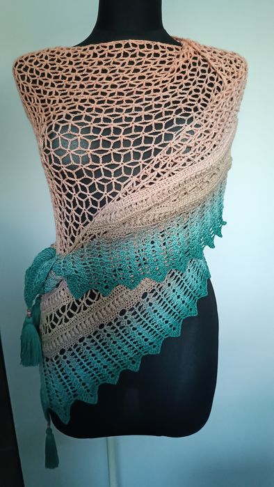 Zefir - zwiewna chusta na szydełku