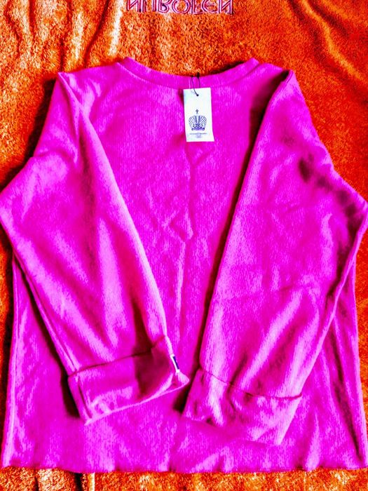 Свитер розовый, размер 48*50