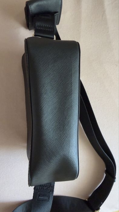 Bolsa marca DNKY
