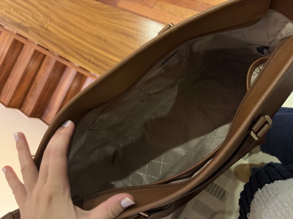 Michael Kors  Jet Set Totebag camel e hardware dourado - como nova