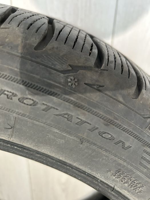 Opony Zimowe Dębica 245/45 R18