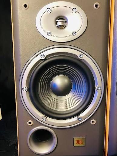 Colunas JBL northridge e30