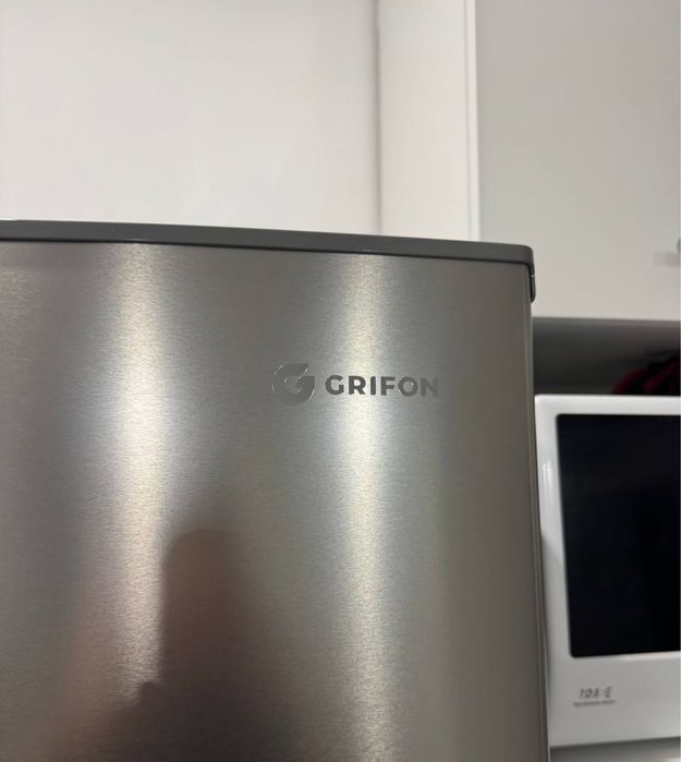 Холодилтник двухкамерний