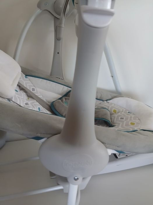 Baloiço bebe como novo
