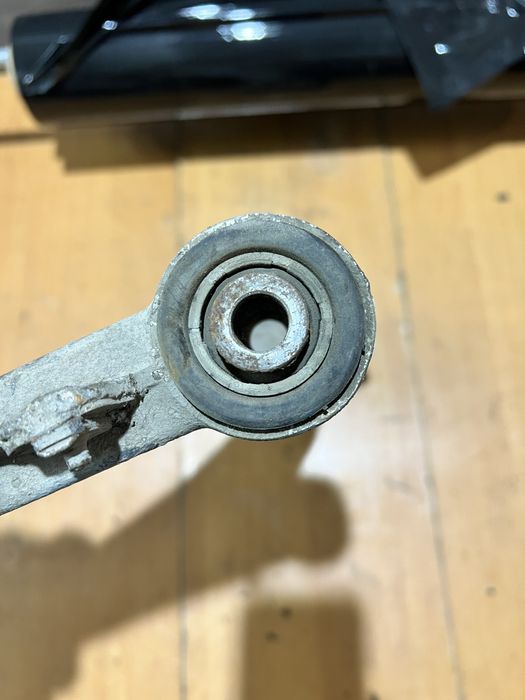 Рычаг передний левый опель инсигния 2008-2013 13318884 13273604