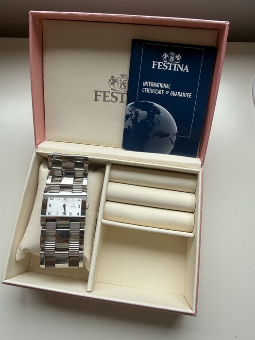 Relógio Festina novo