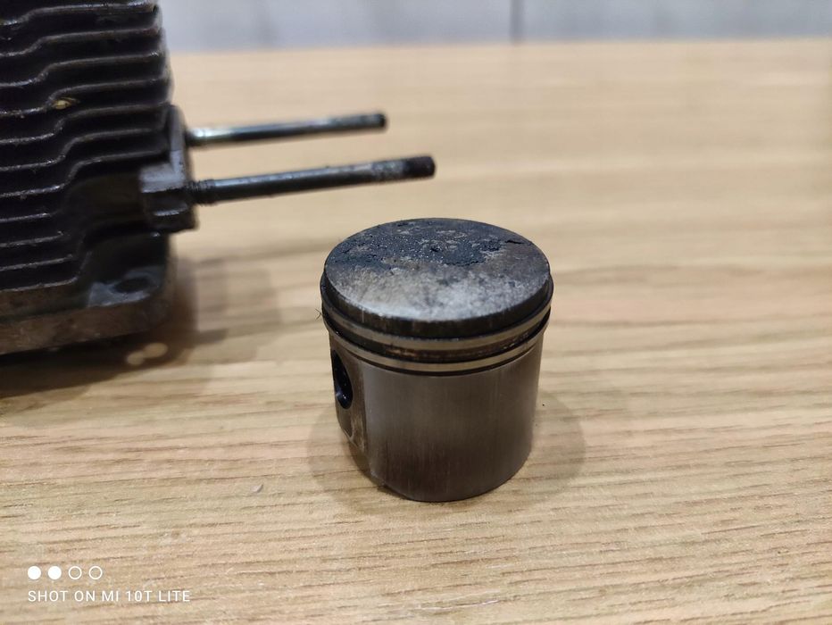 Kubota X760 Nożyce Cylinder Tłok Komplet