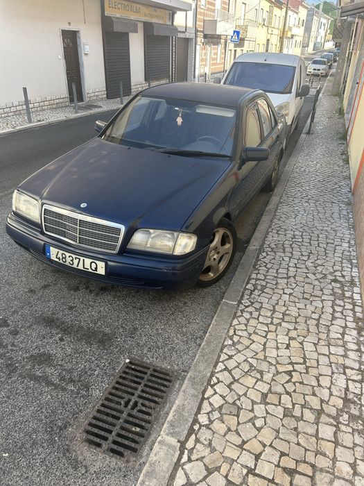 Mercedes Benz c250td — photo 3