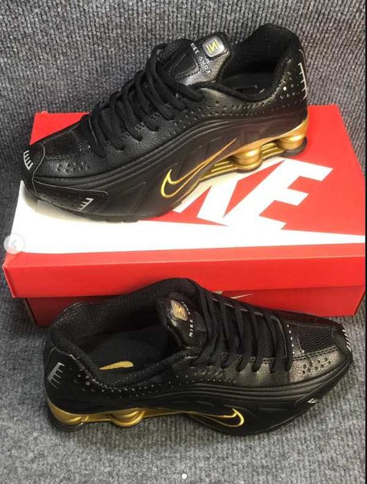 (БЕЗ ПЕРЕДОПЛАТИ) Nike Shox R4 Black Gold найк шокс р4 чорні золоті